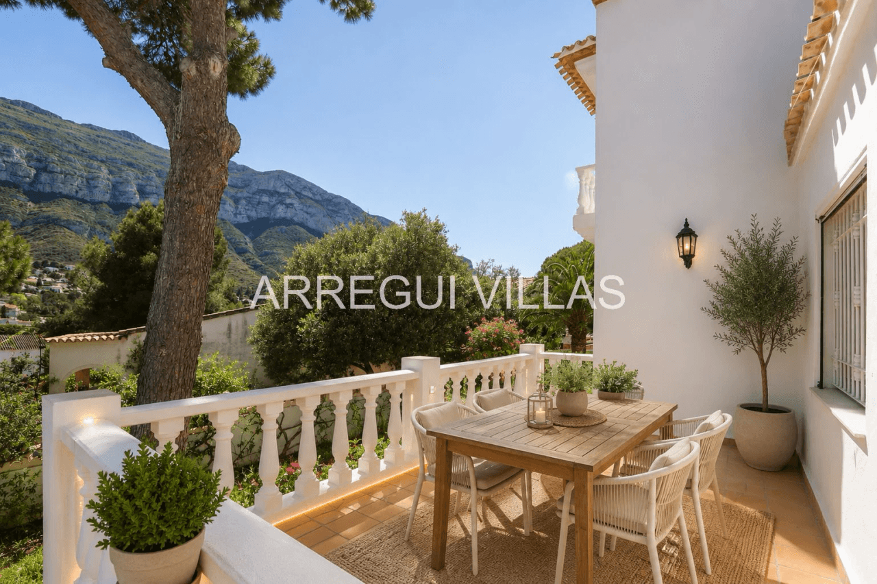 Chalet en venta en Denia, Santa Lucía