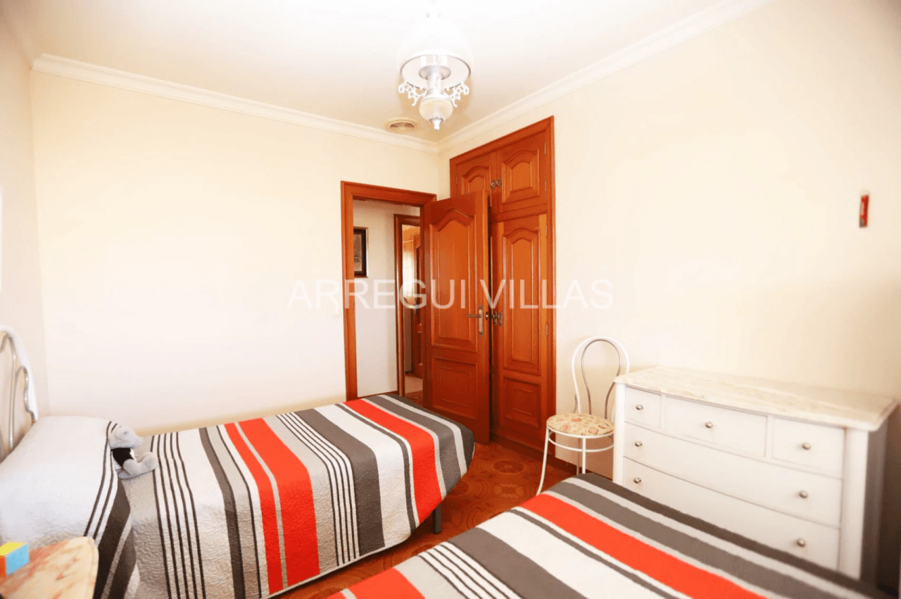 Chalet en venta en Dénia - Marineta Cassiana