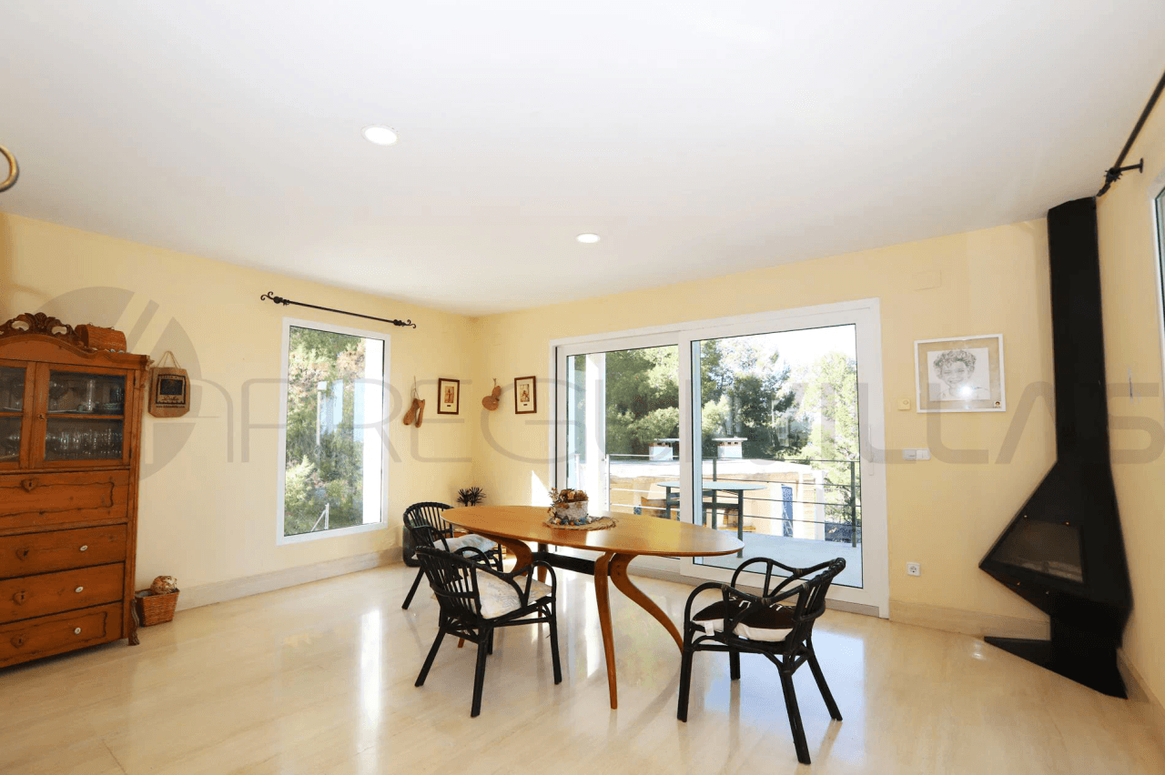 Espectacular villa en venta en el Montgó