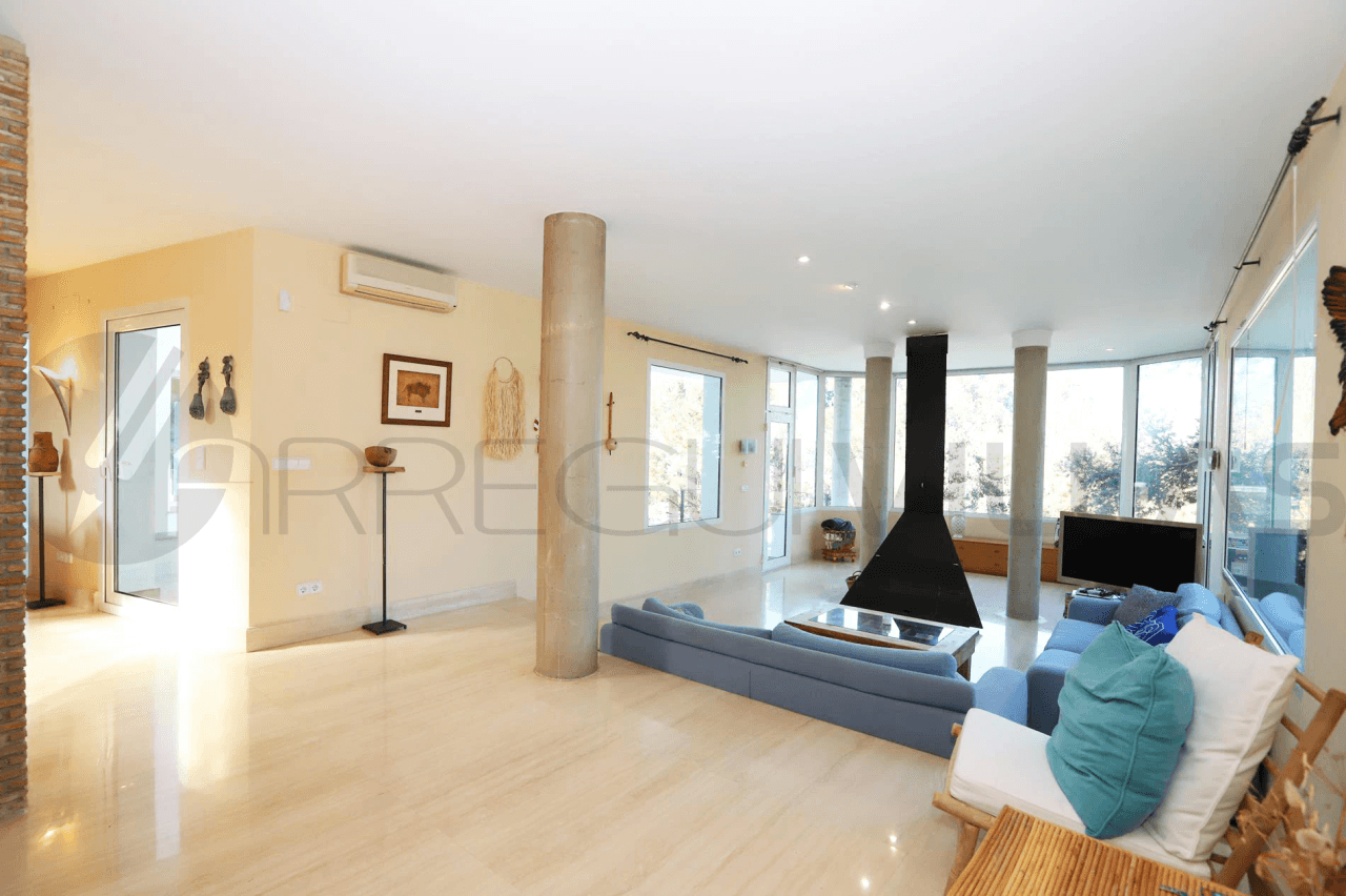 Espectacular villa en venta en el Montgó