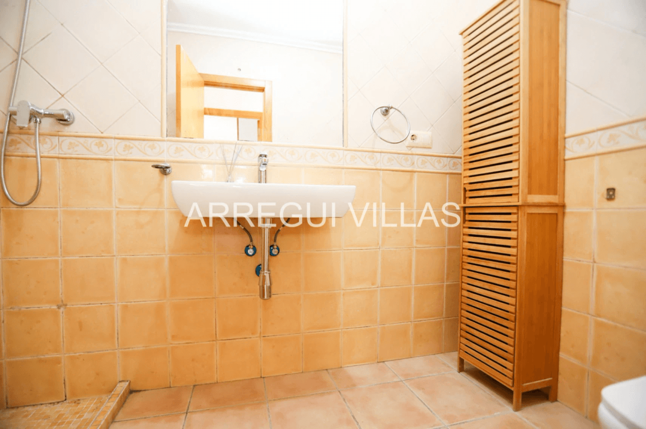 Casa adosada en venta en Denia, Las Marinas - 4 dormitorios