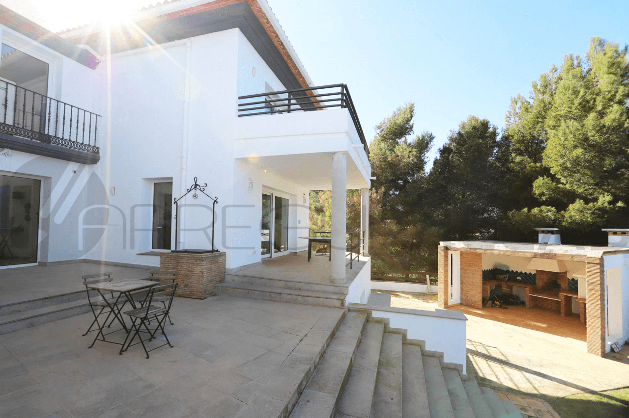 Espectacular villa en venta en el Montgó
