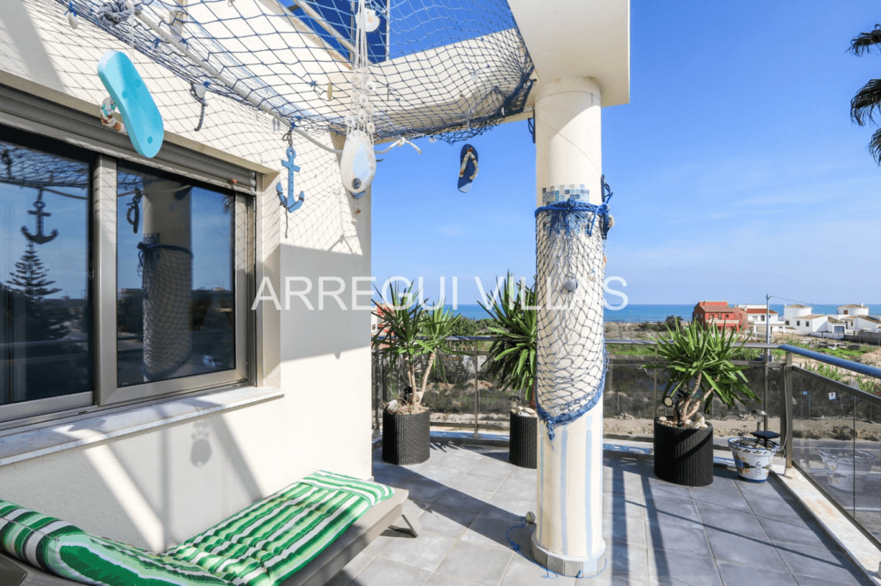 Apartamento en venta de 2 dormitorios en Deveses, Denia
