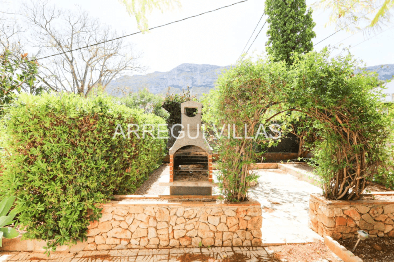 Exclusiva vivienda unifamiliar en Las Alquerias - Denia