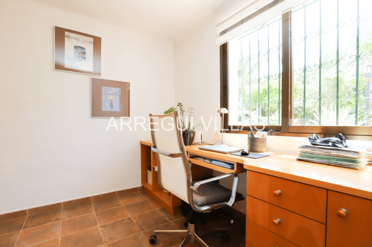 Exclusiva vivienda unifamiliar en Las Alquerias - Denia