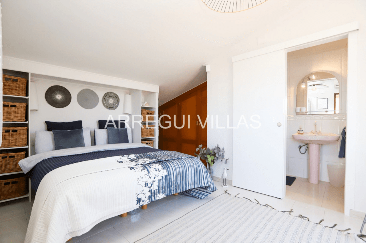 Exclusiva vivienda unifamiliar en Las Alquerias - Denia
