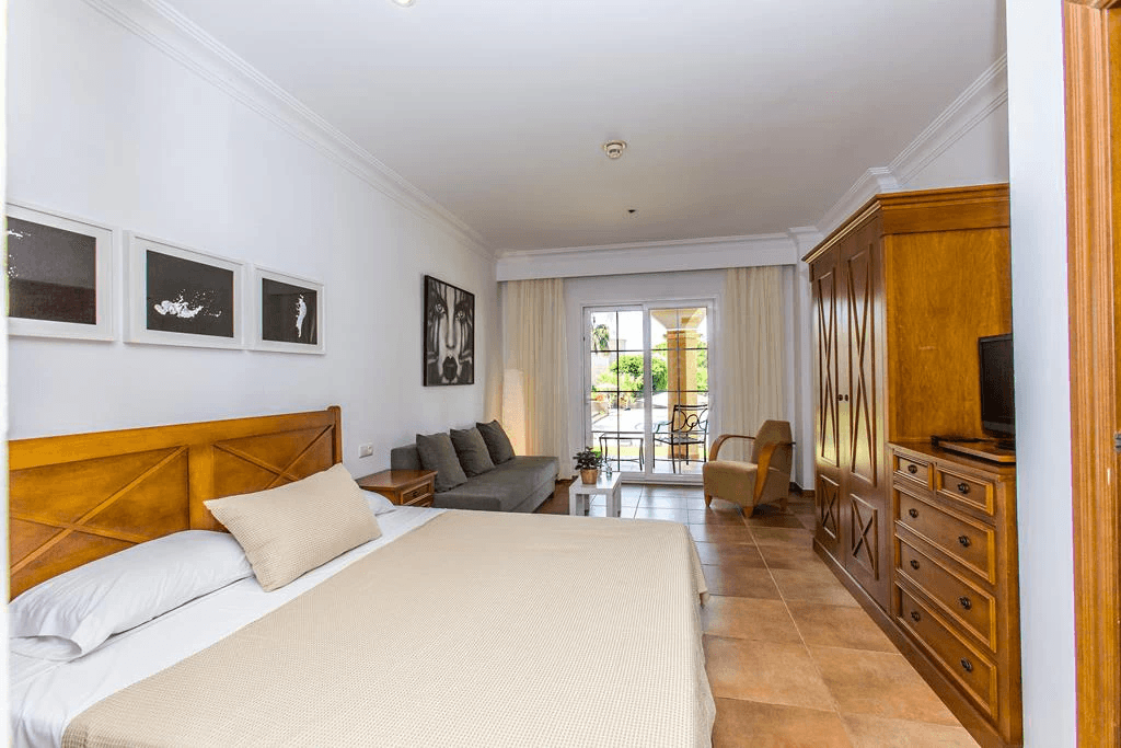 Apartamento con zona de invitados independiente, en el entorno del Denia Marriott La Sella Golf Resort  Spa