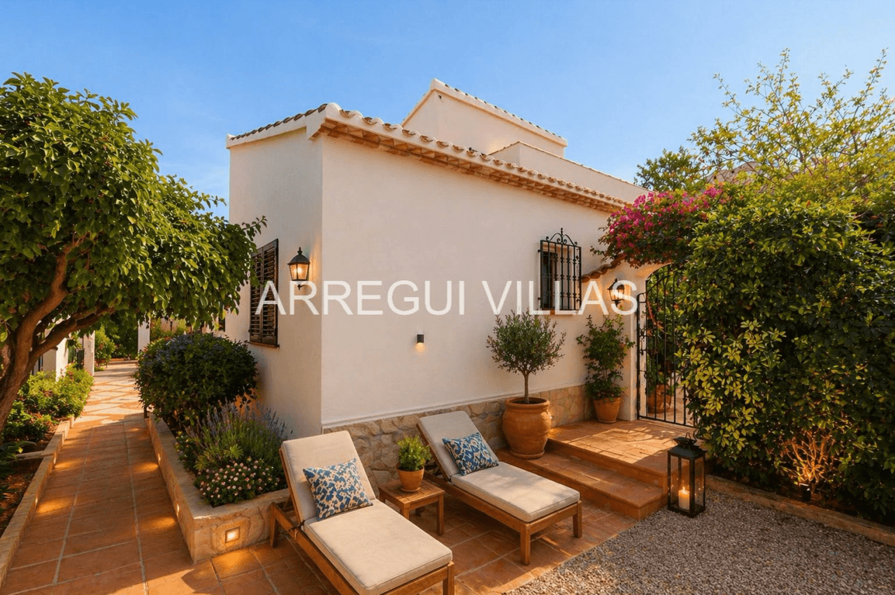 Exclusiva vivienda unifamiliar en Las Alquerias - Denia