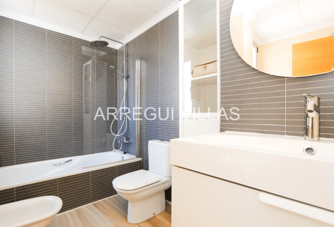 Ático dúplex con terraza en el corazón de Beniarbeig