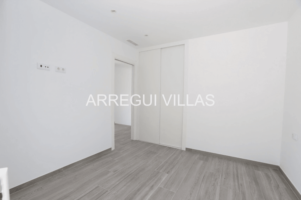 Villa de obra nueva en venta en Els Poblets