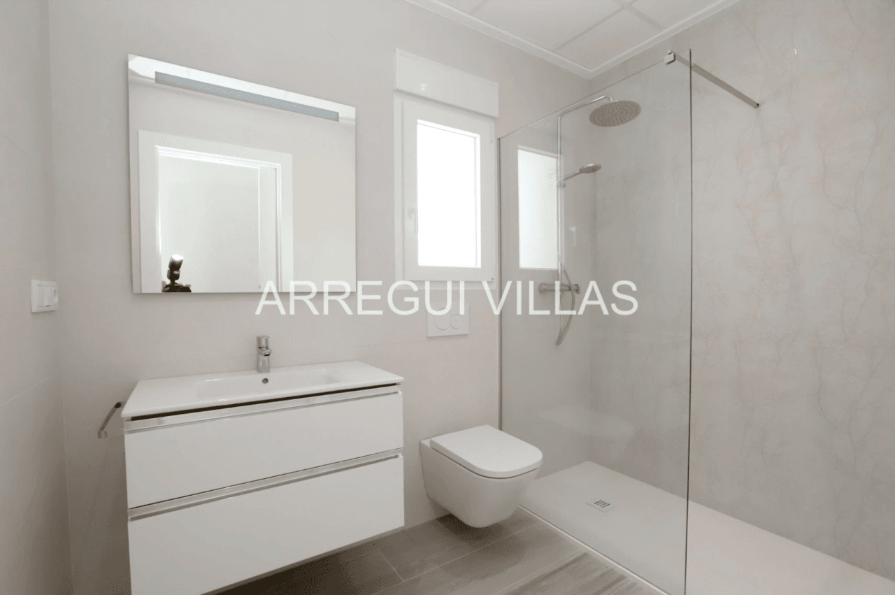 Villa de obra nueva en venta en Els Poblets