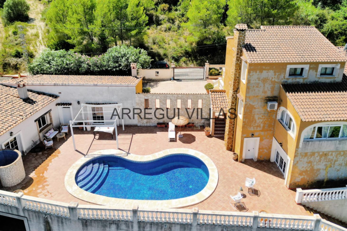 Villa mit Pool zu verkaufen in Orba