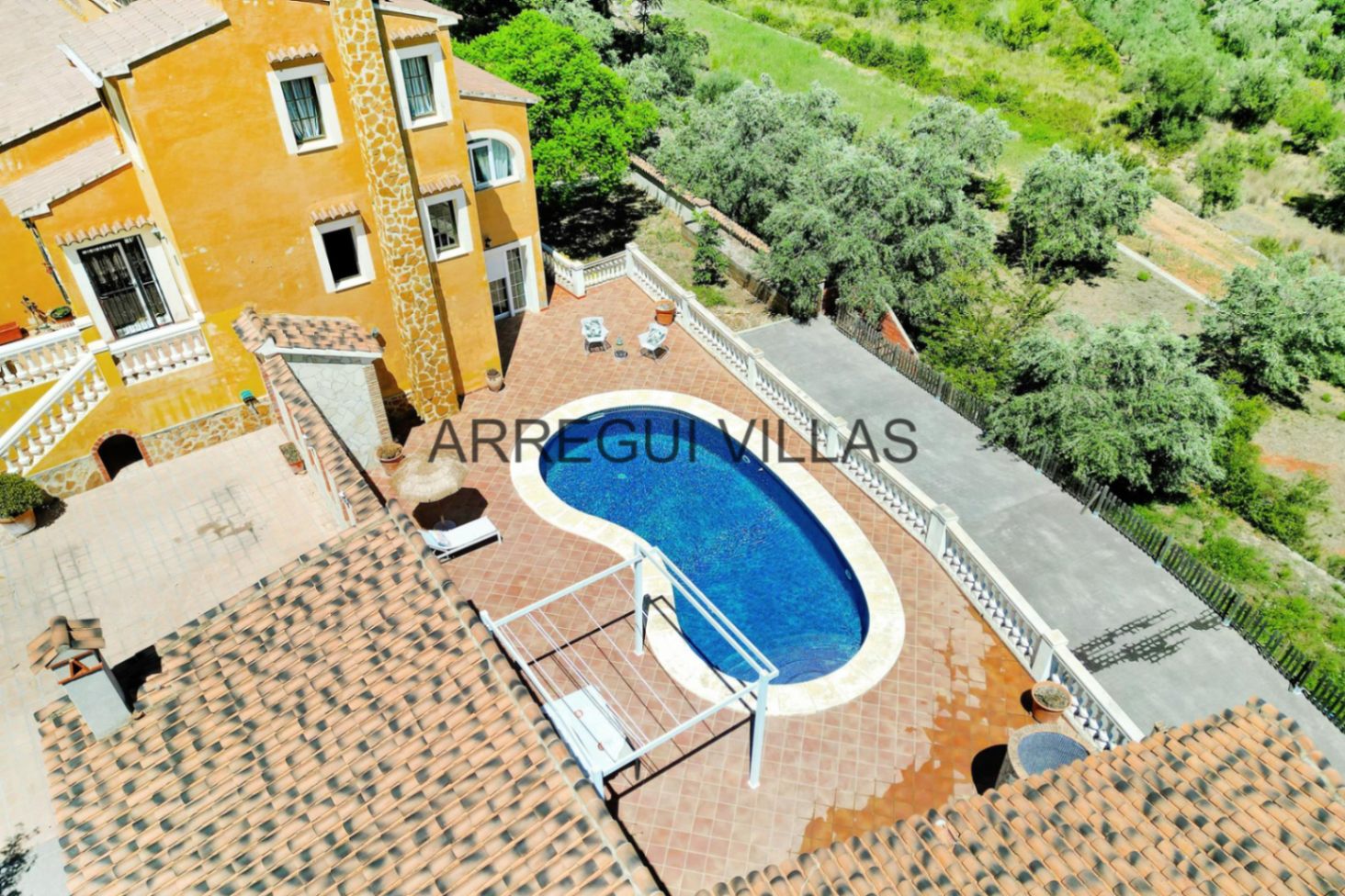 Villa mit Pool zu verkaufen in Orba