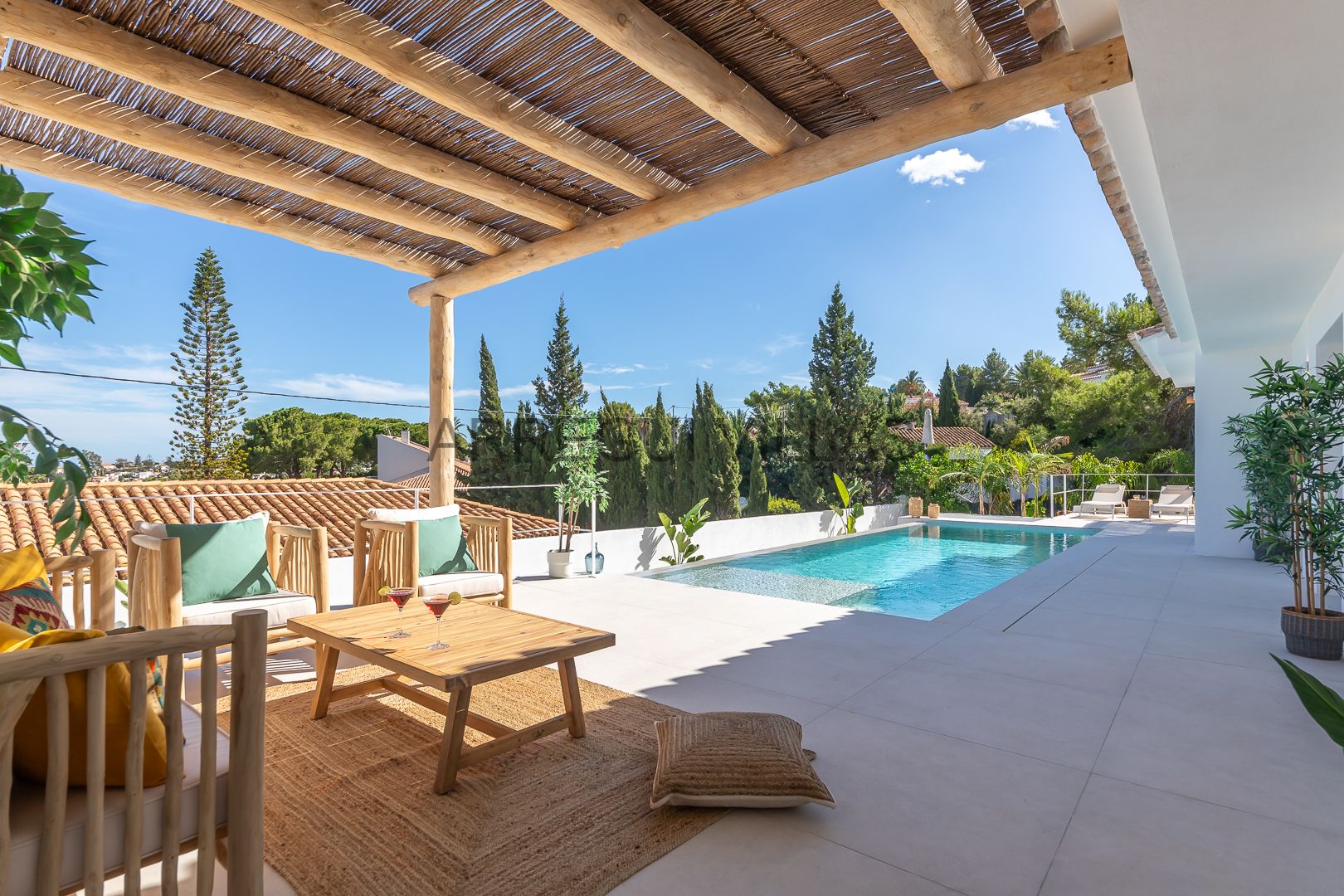 Fantastique villa méditerranéenne avec vue à vendre à Denia