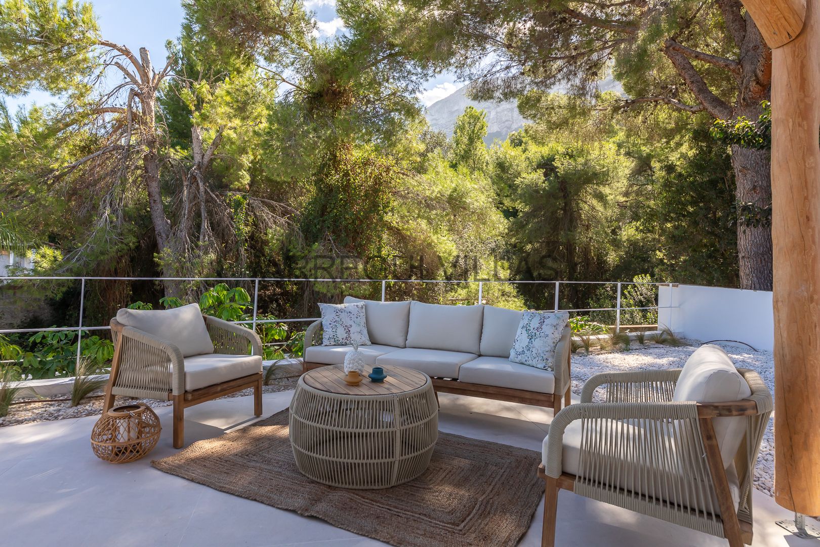 Fantástica villa mediterránea con vistas en venta en Dénia