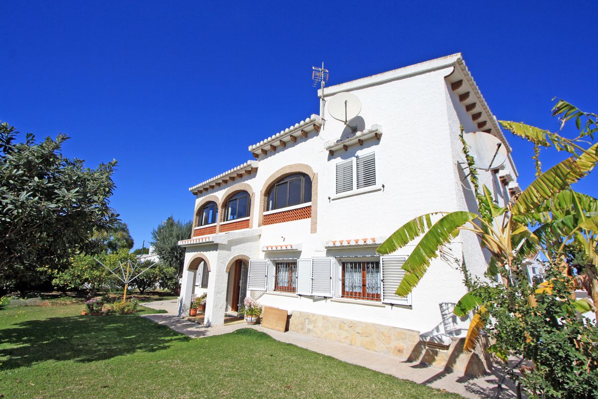 Villa avec deux logements indépendants à Els Poblets