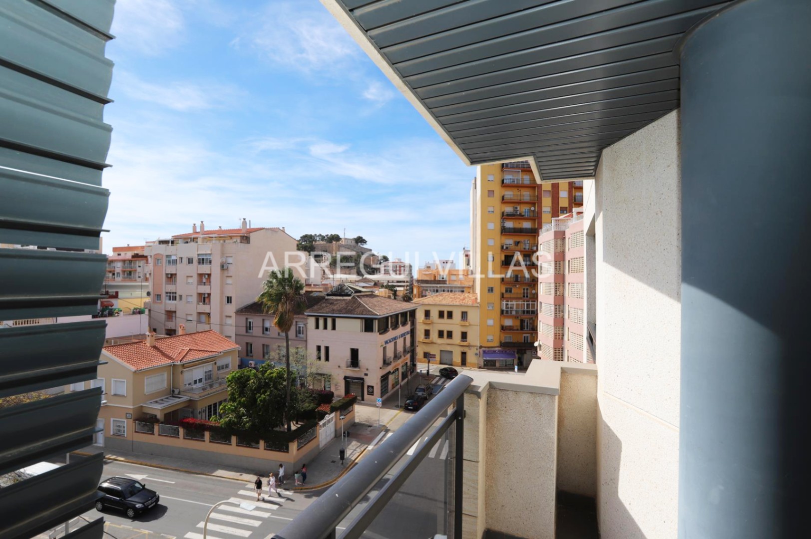 Great apartment for annual rent in Dénia - 2 bedrooms