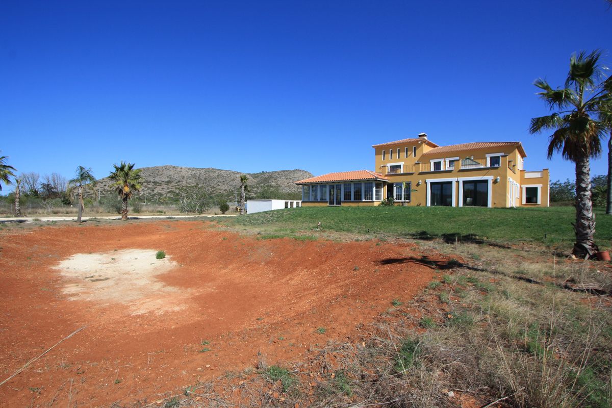 Large villa for sale near La Sella