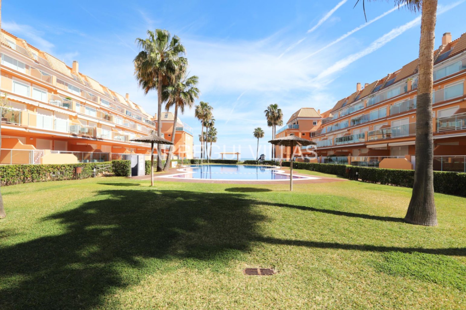 Apartamento en primera línea de playa en Dénia - Las Marinas