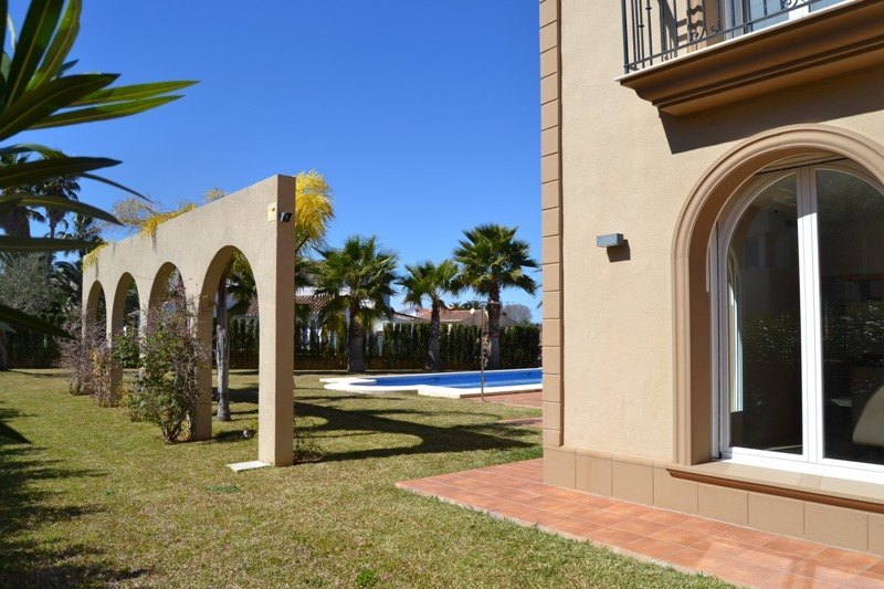 Luxury villa for sale in Dénia