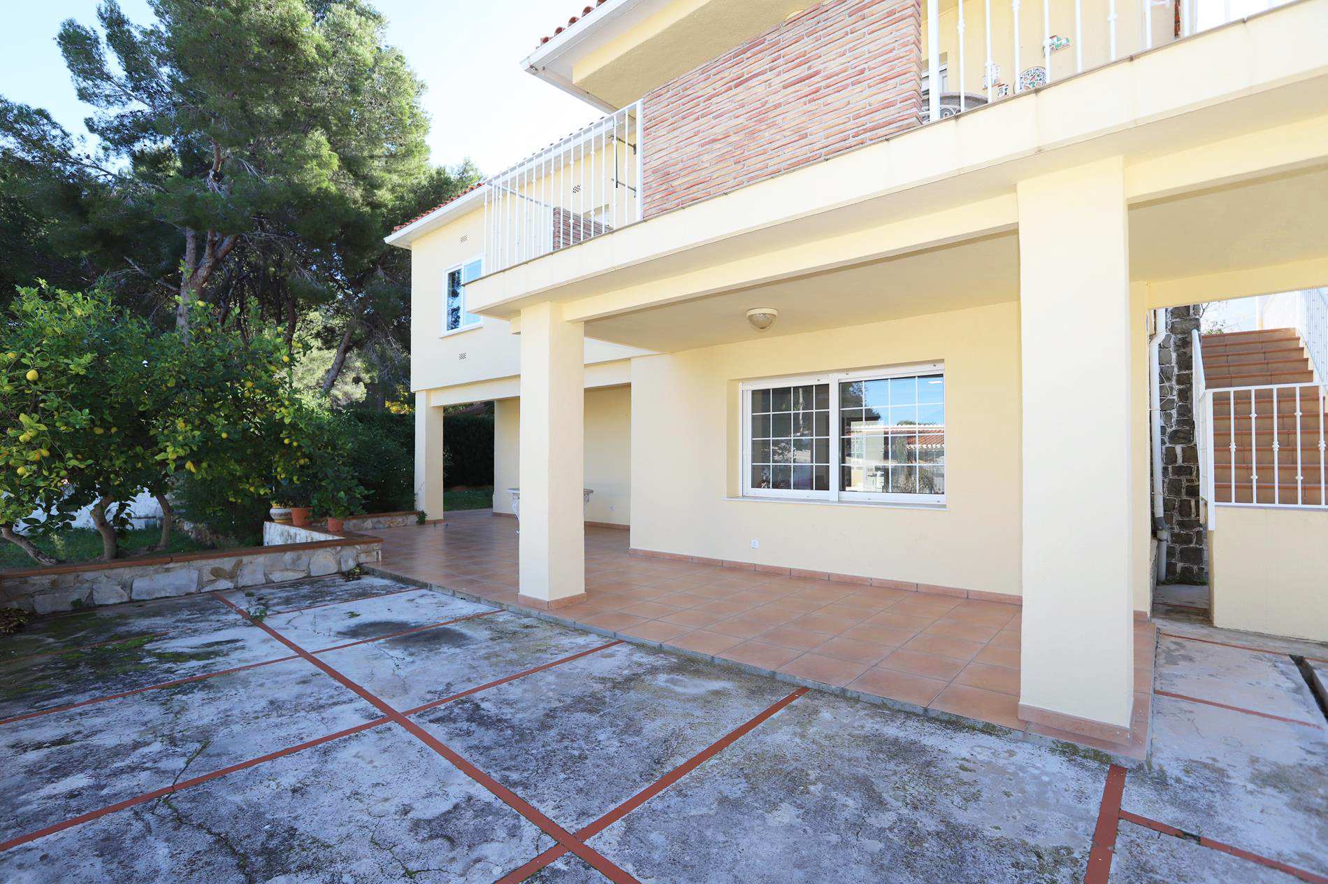 Villa for sale in Las Rotas