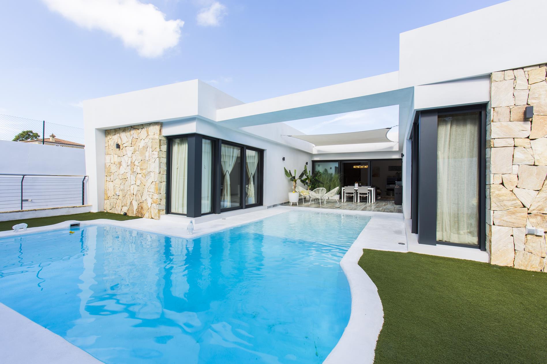 Villa moderna en venta en Dénia - La Pedrera