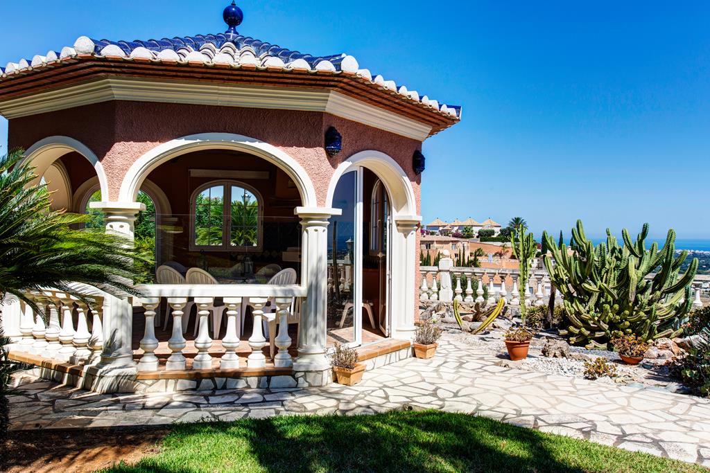 Villa mit faszinierendem Blick auf das Meer und den Montgó, Dénia
