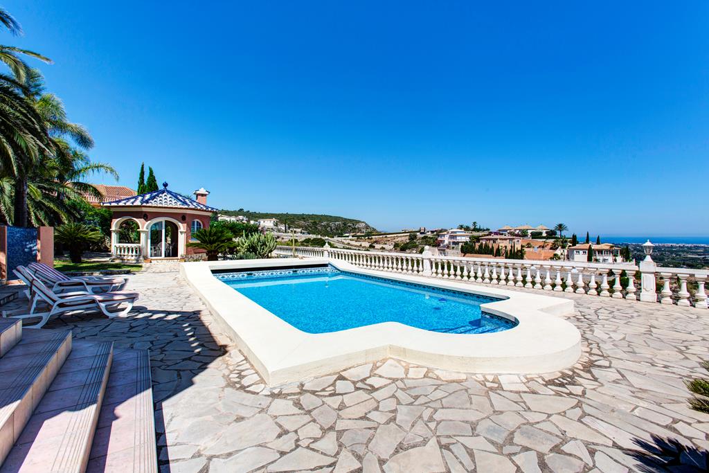 Villa mit faszinierendem Blick auf das Meer und den Montgó, Dénia