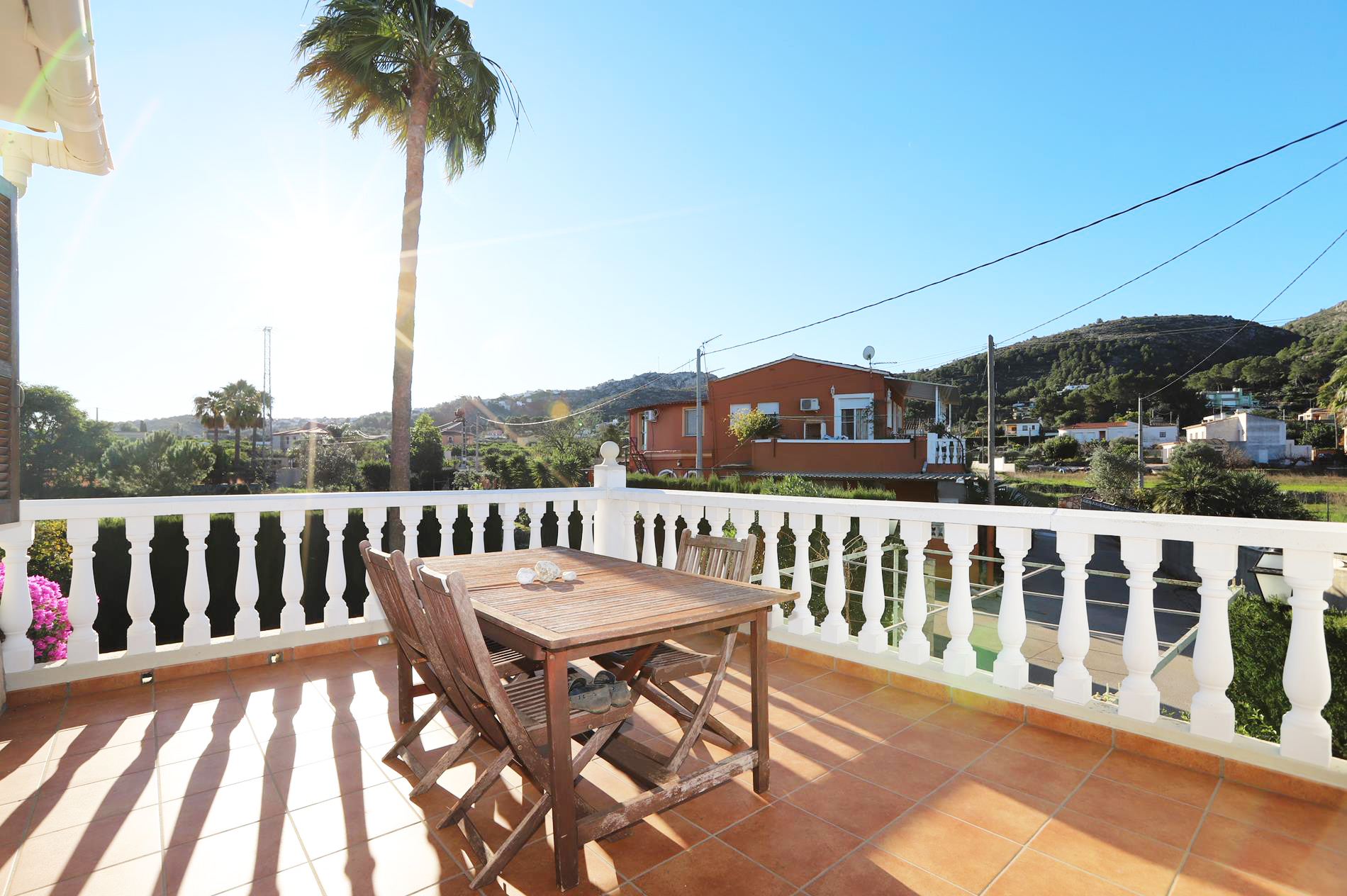 Traditional villa with pool for sale in Pedreguer