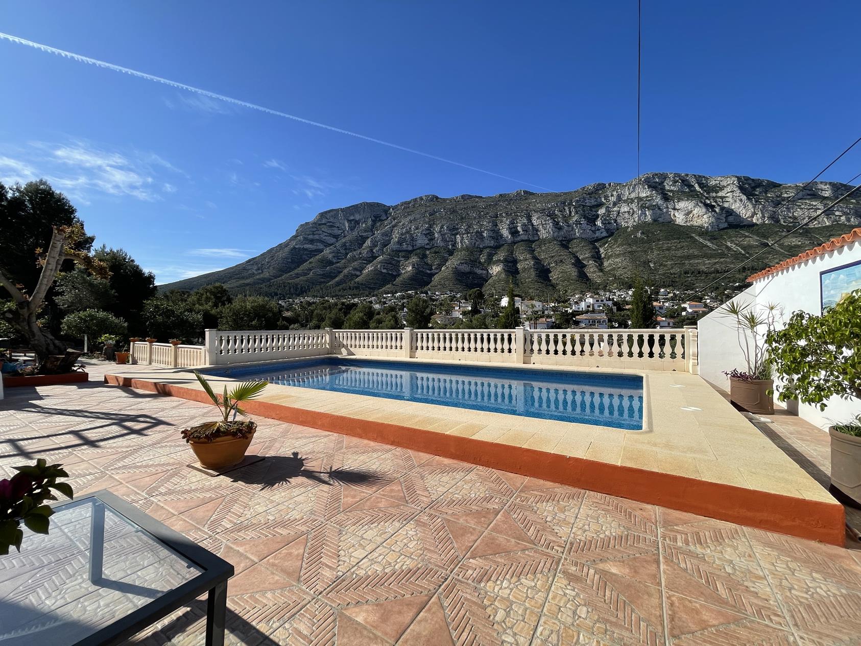 Villa with pool and view of the Montgó - Santa Lucía