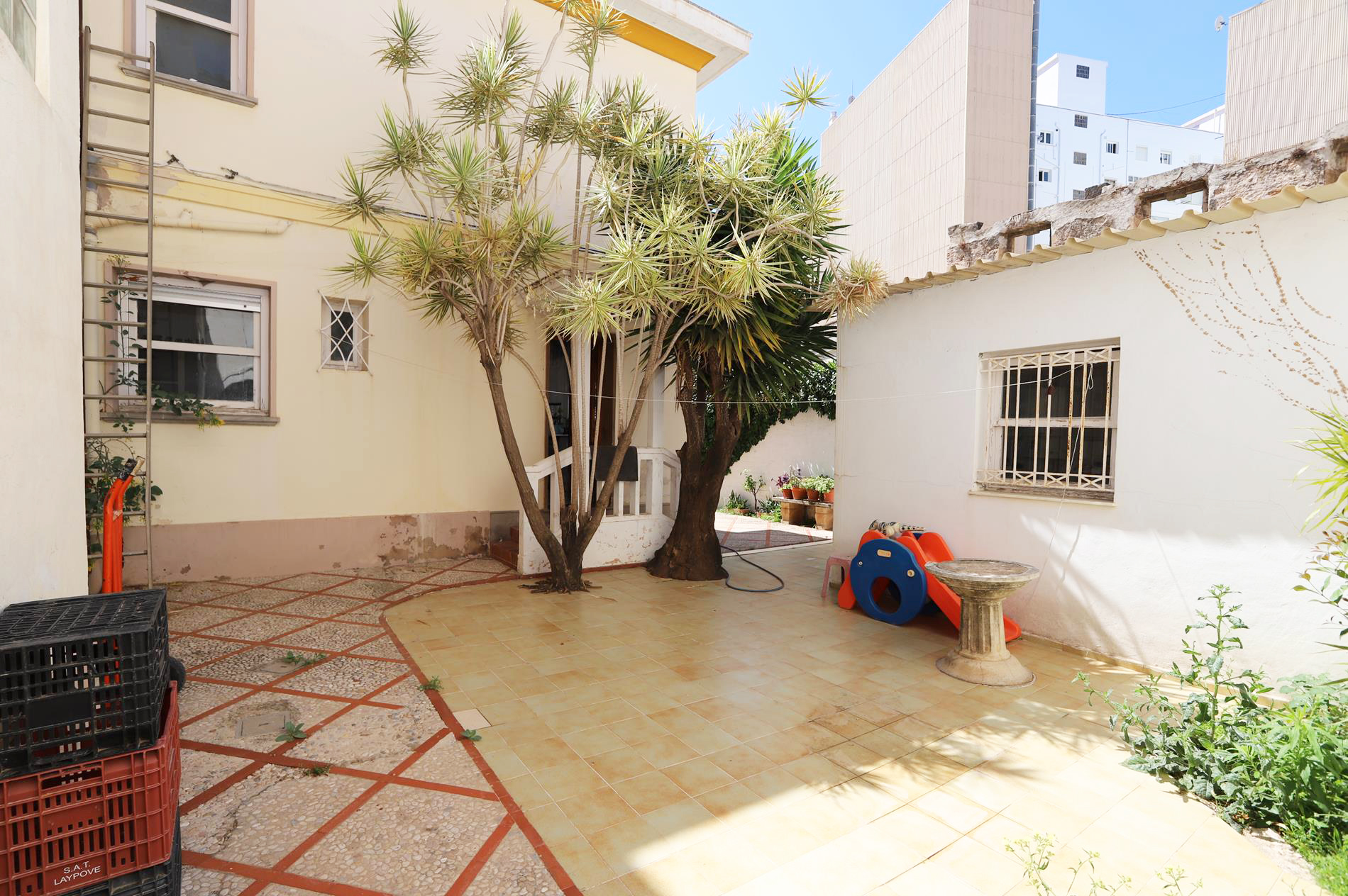 Exclusive manor house for sale in Dénia