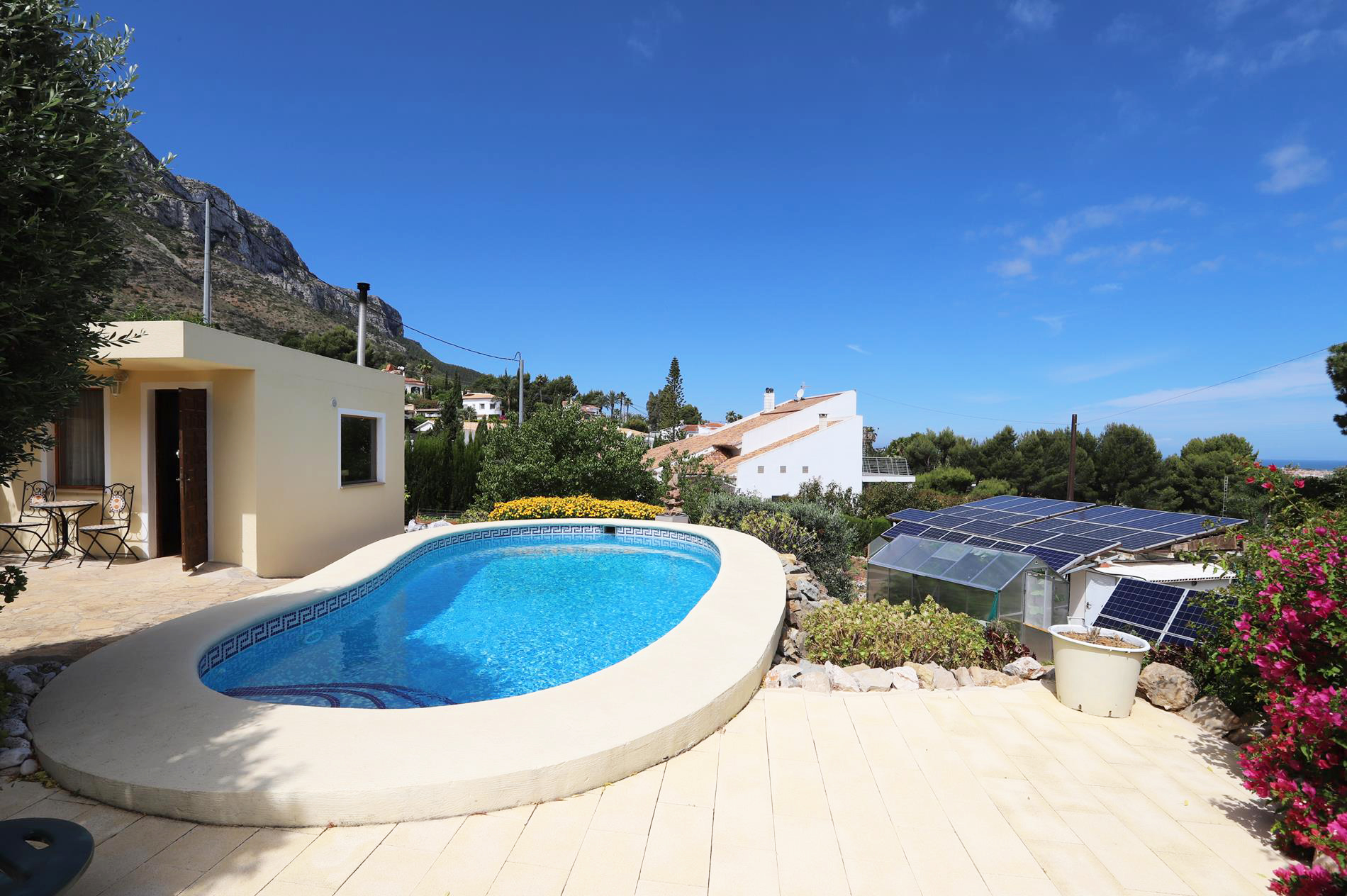 Villa à vendre avec piscine à Dénia - Montgó